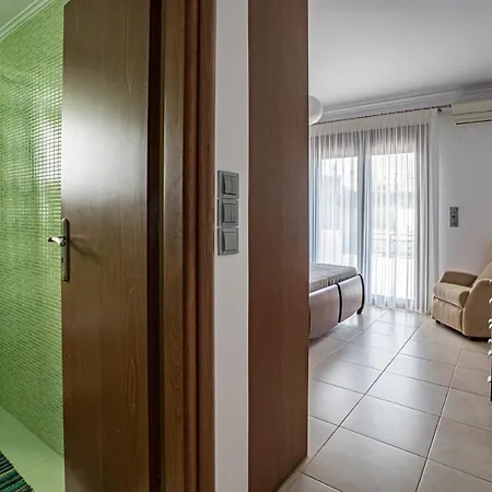 Krissa Villa